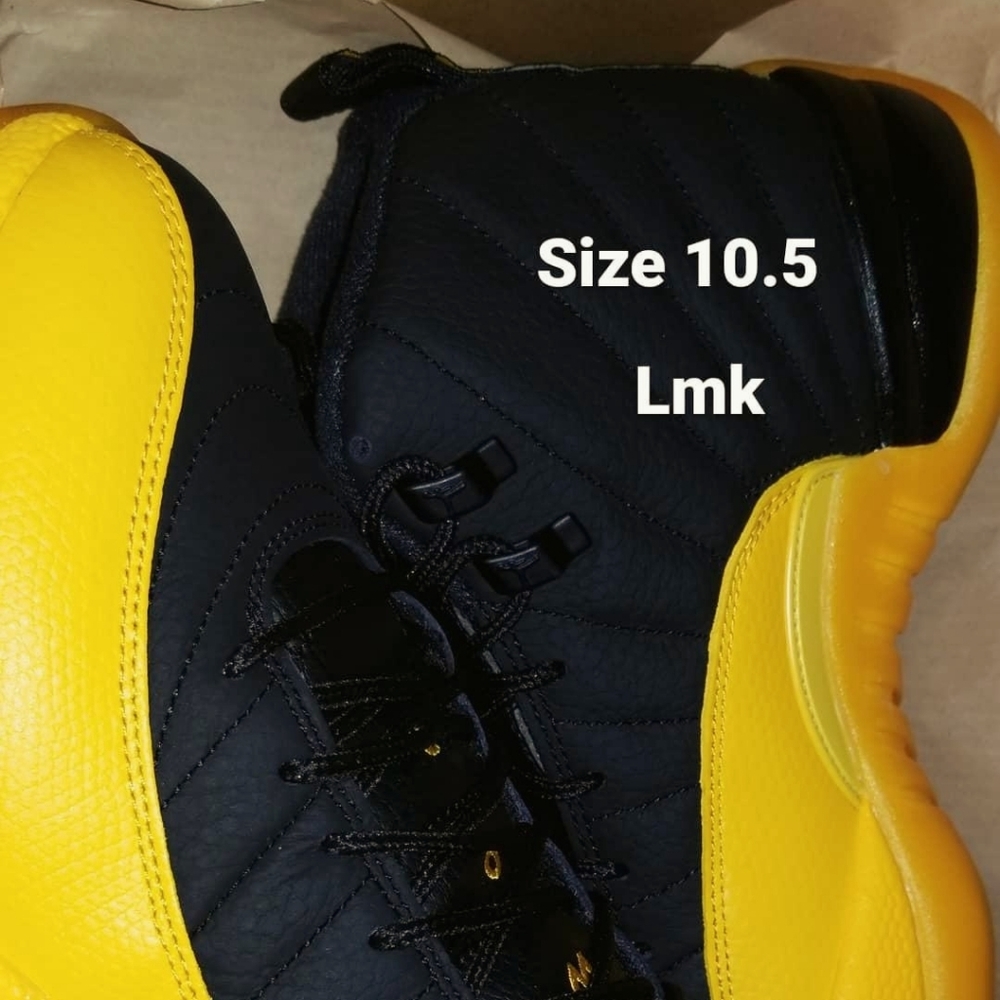 Jordan 12 university gold